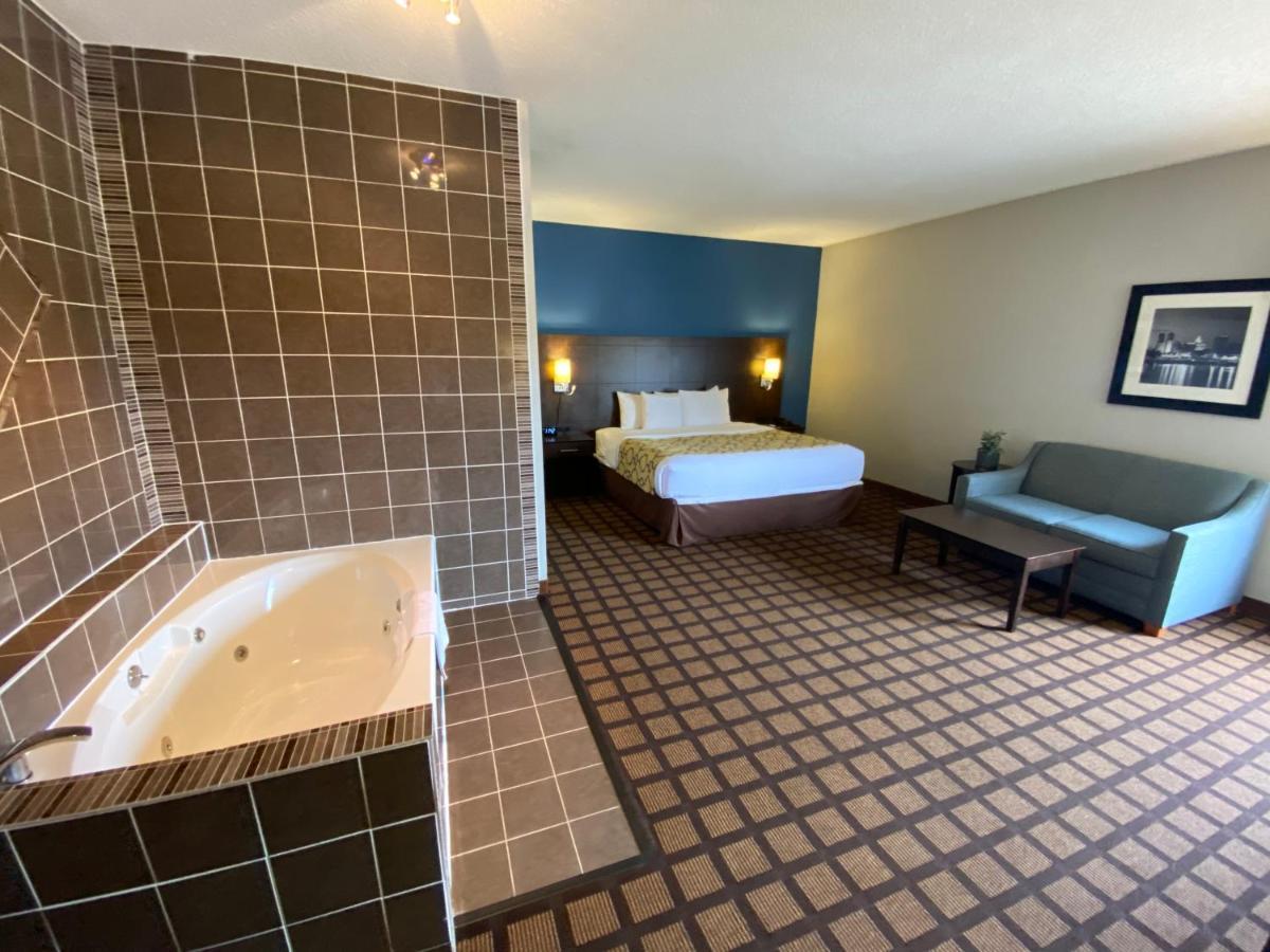 Baymont By Wyndham Morton Hotel Luaran gambar