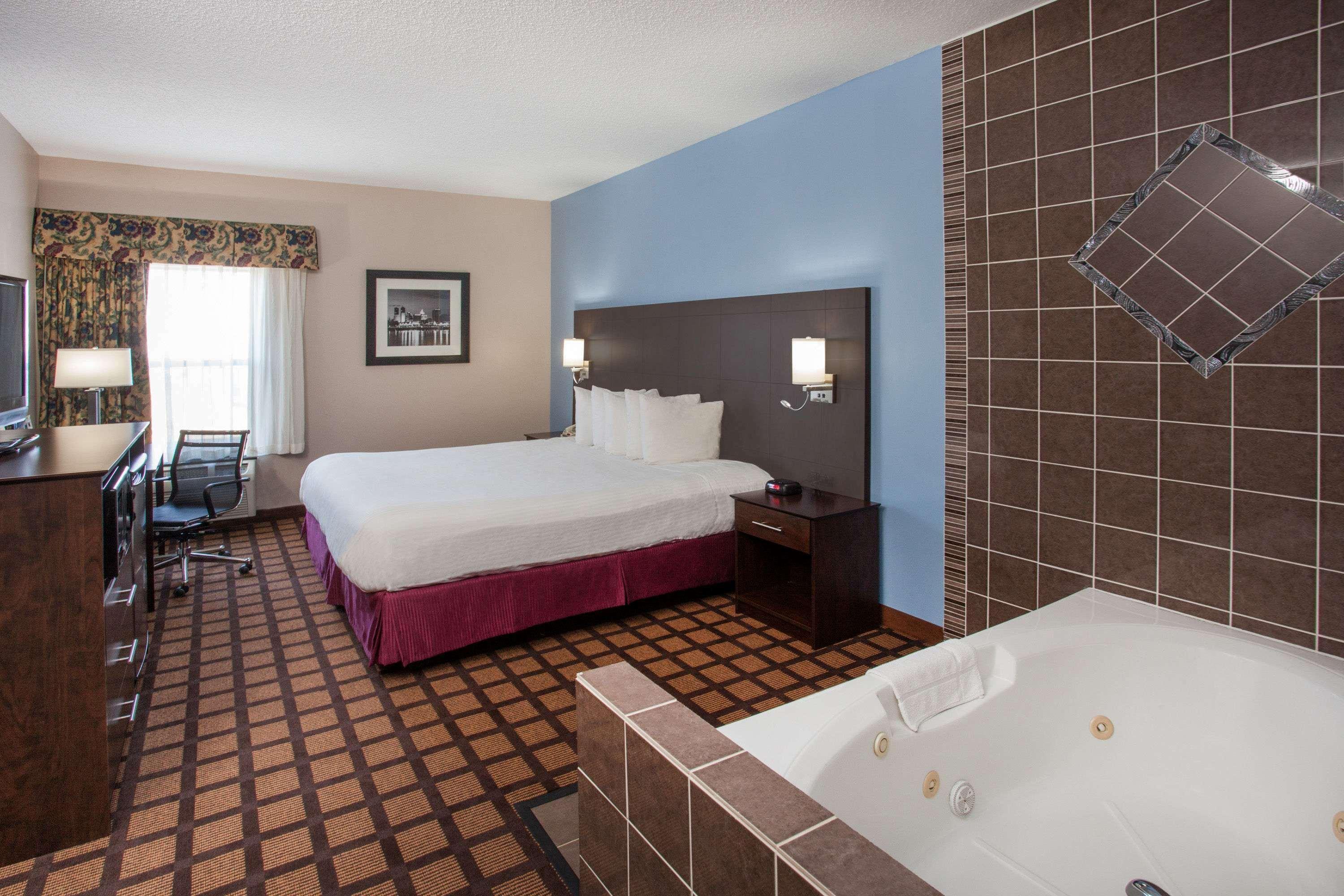 Baymont By Wyndham Morton Hotel Luaran gambar